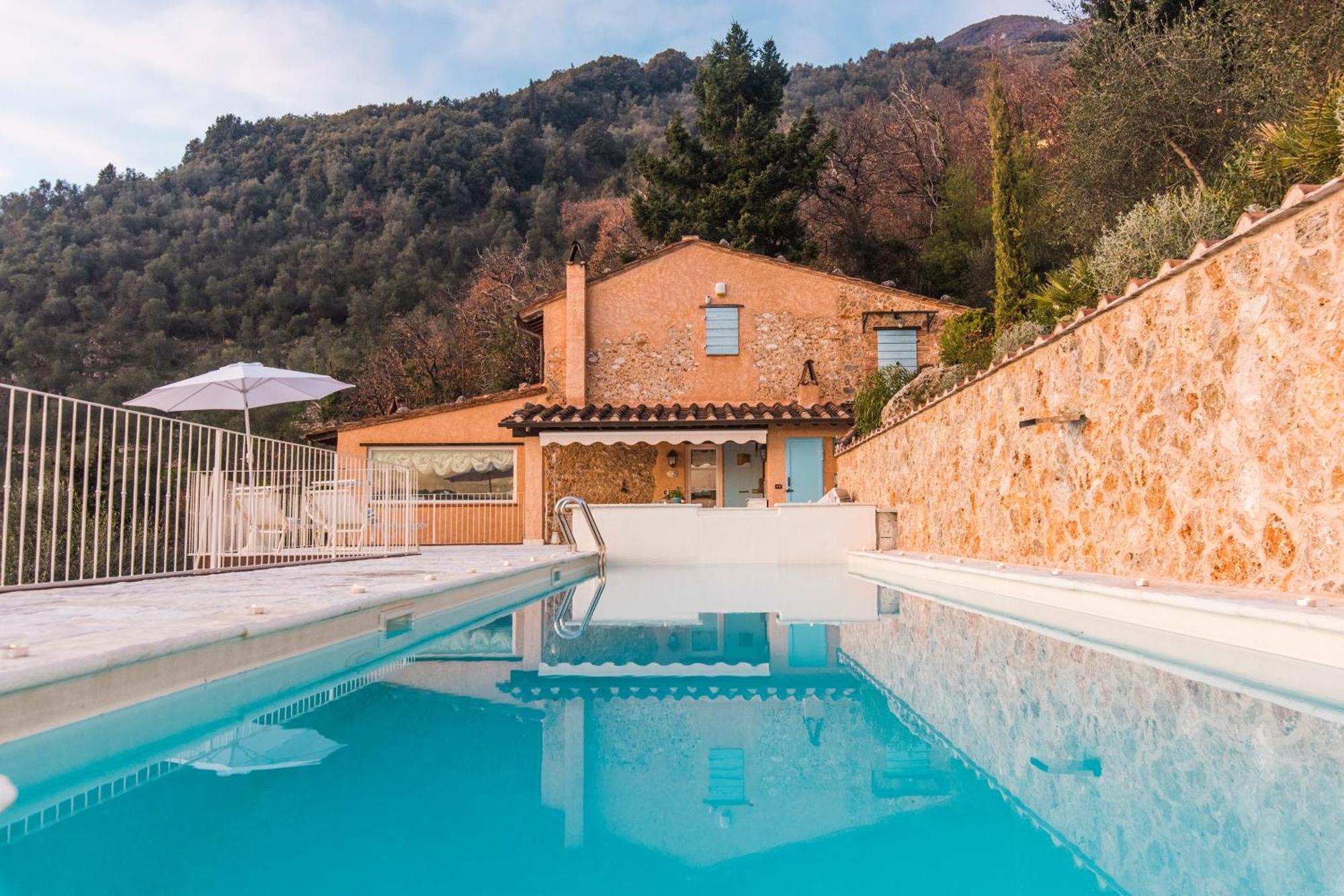 Charming Farmhouse In The Hills, Private Pool, Sea View, Dream Panorama Camaiore Bagian luar foto