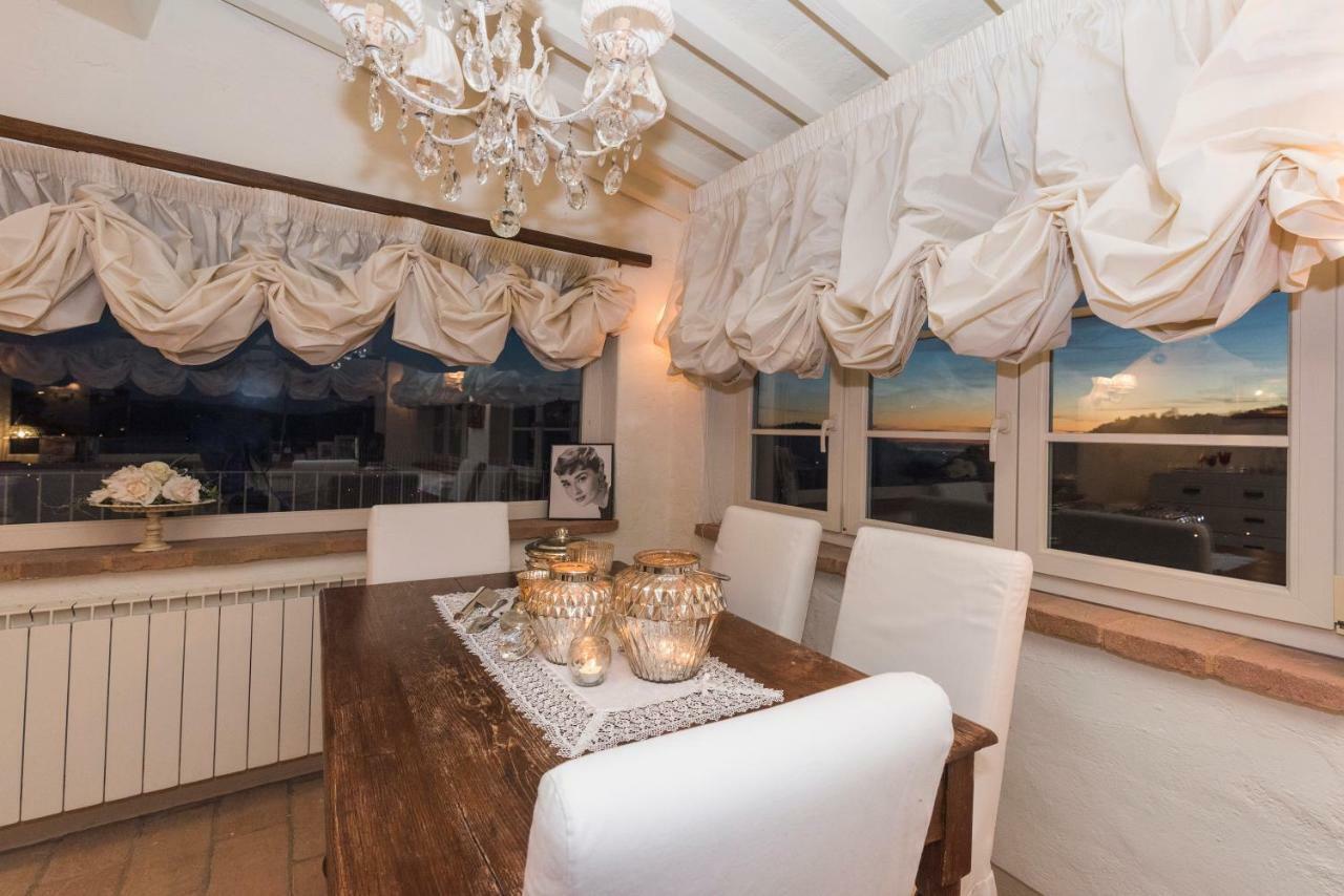 Charming Farmhouse In The Hills, Private Pool, Sea View, Dream Panorama Camaiore Bagian luar foto