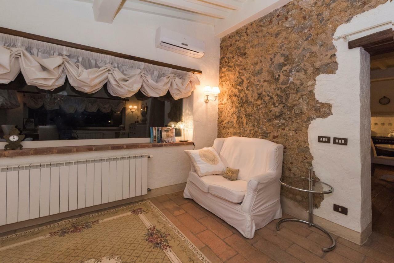 Charming Farmhouse In The Hills, Private Pool, Sea View, Dream Panorama Camaiore Bagian luar foto